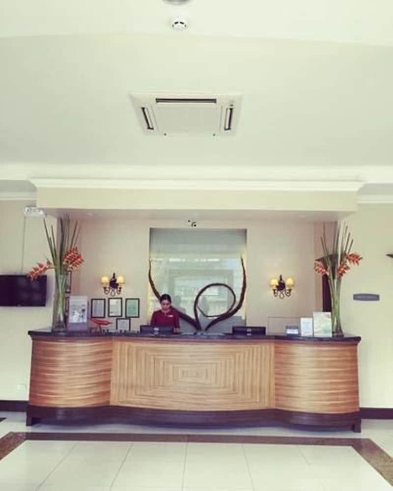 Hotel Venezia Legazpi Exterior foto